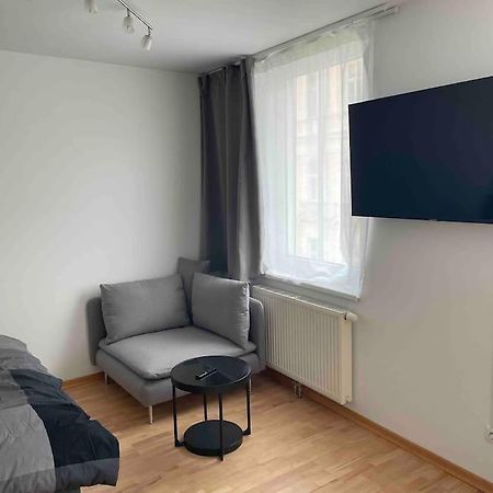 Apartment Next To Mariahilferstrasse Вена Экстерьер фото
