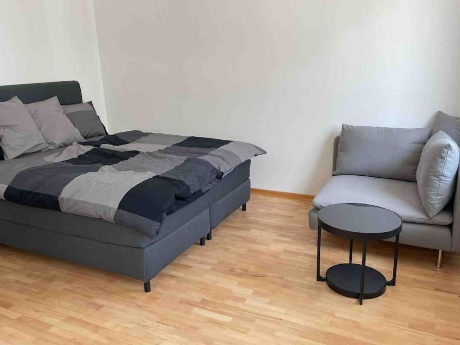 Apartment Next To Mariahilferstrasse Вена Экстерьер фото